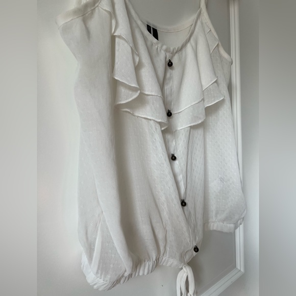 **Maurice’s Sheer Ruffle Tank, Small - Picture 4 of 9